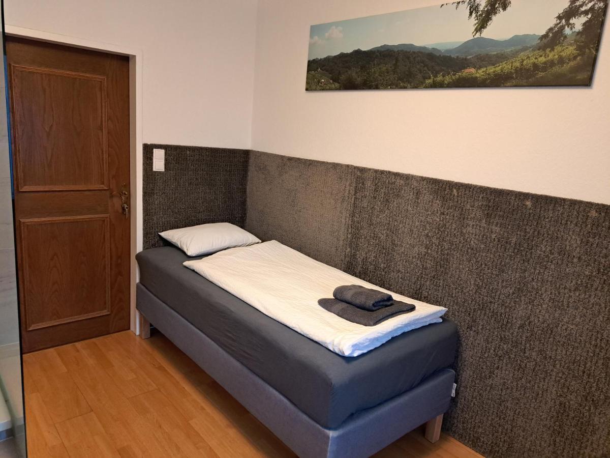 Flataid Gaestehaus Graschi - Steinbergstrasse Graz Dış mekan fotoğraf